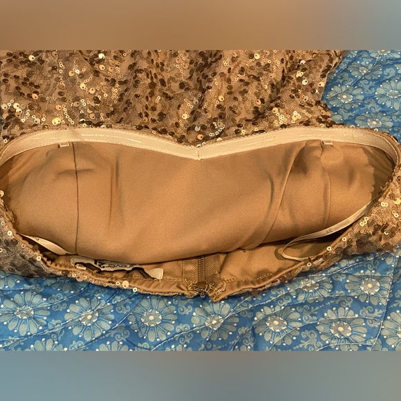 $10 dress sale! NWT Forever 21 gold sequin cocktail dress,lined stretch mesh,M - Picture 5 of 10